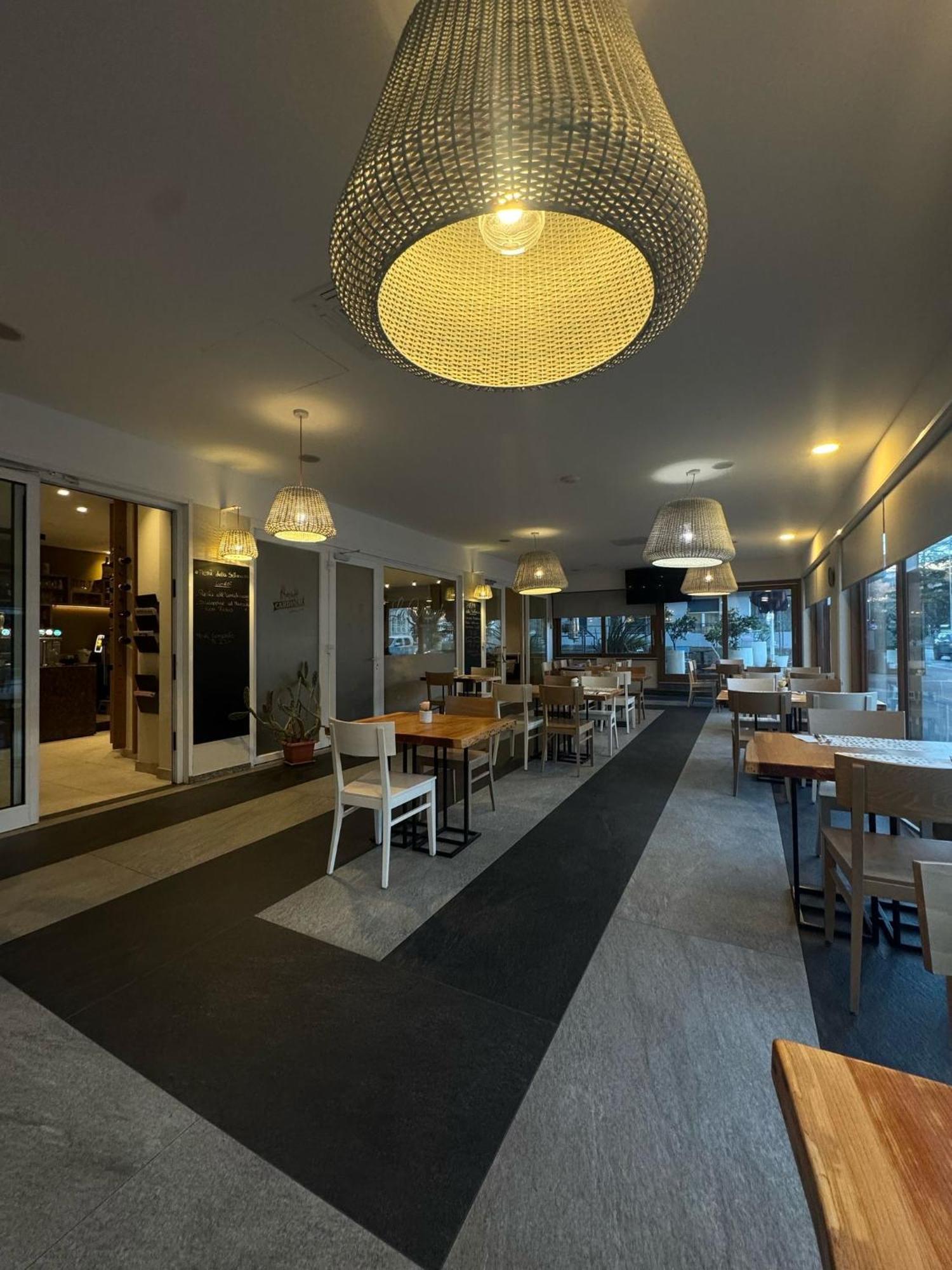 *Veranda'S Rooms* - Free Parking In Central Lugano Ngoại thất bức ảnh